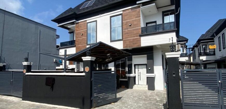 4 room house