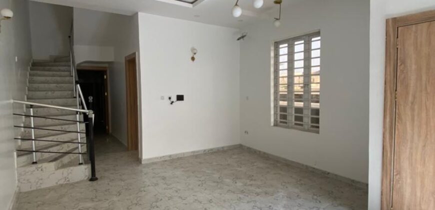 4 room house